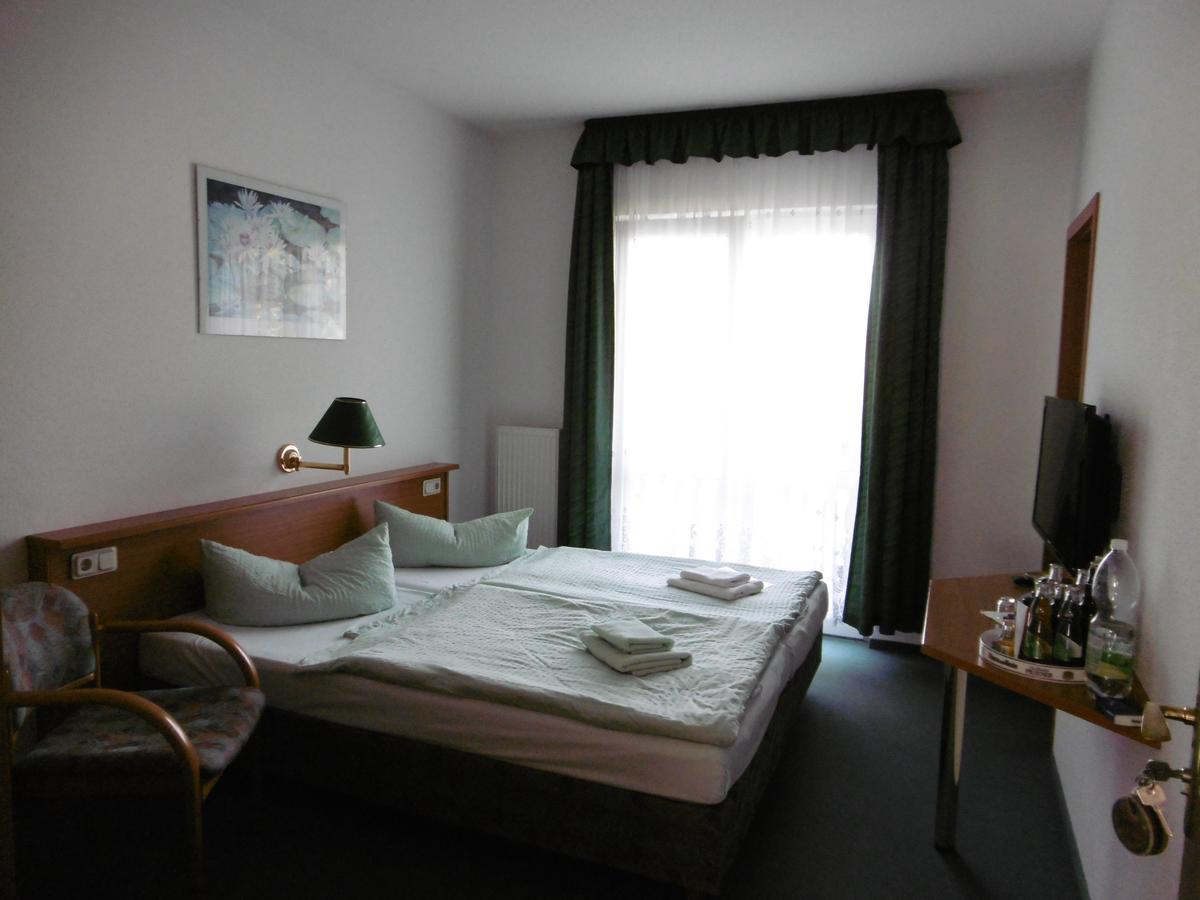 Hotel & Pension Assmann Hochkirch Exterior photo